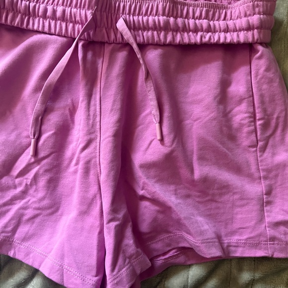 Lounge shorts worn once - Picture 3 of 6